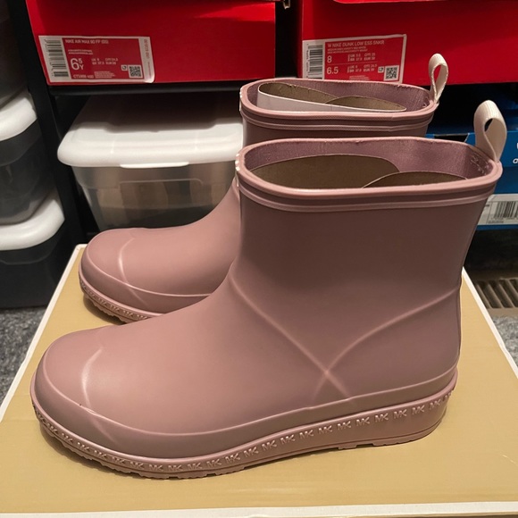 MK Rain Boots - Picture 4 of 5